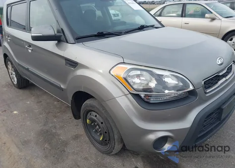 2013 Kia Soul + z USA, uszkodzony, nr VIN KNDJT2A69D7621986